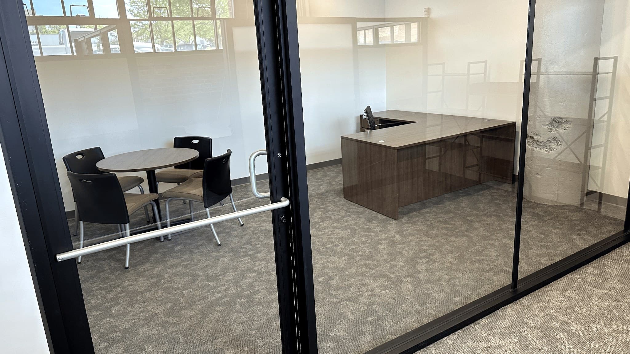 Executive Suite at Murray Place Suites
